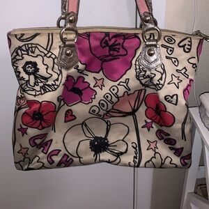 13 x 15 x 5” COACH POPPY HANDBAG PURSE W9” Strap Drop*Pockets Galore!